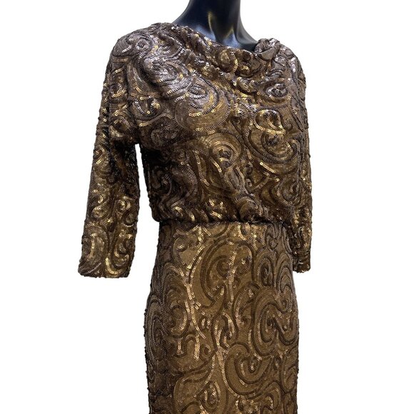 Badgley Mischka Collection Women's Sequin Gown Size 8 Bronze Long-Sleeve V-Back - Picture 3 of 10